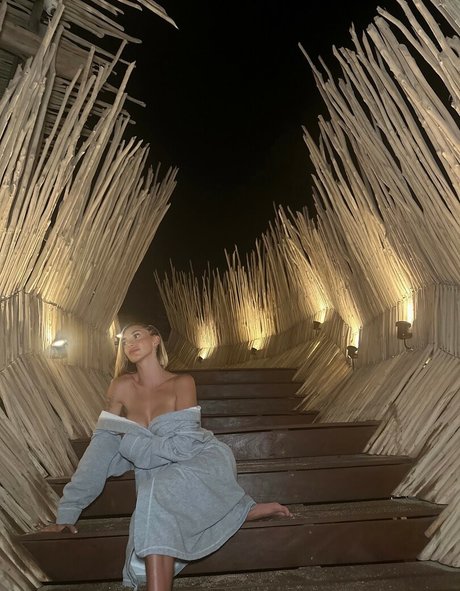 Nahá fotka uniklých OnlyFans od Cakebycay