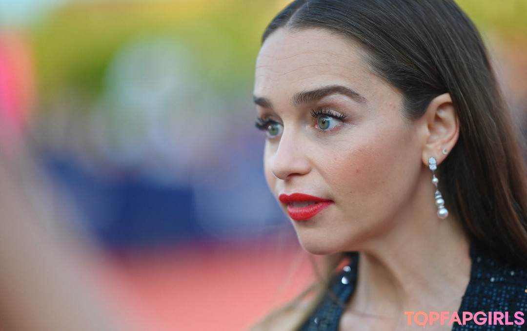 Foto di nudo di fuga di OnlyFans di Emilia Clarke #1144