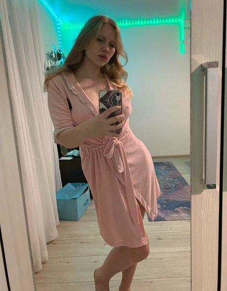 Alaston vuotanut OnlyFans-kuva Yustef
