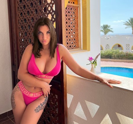 Naken läckt OnlyFans-bild av Elettra Lamborghini