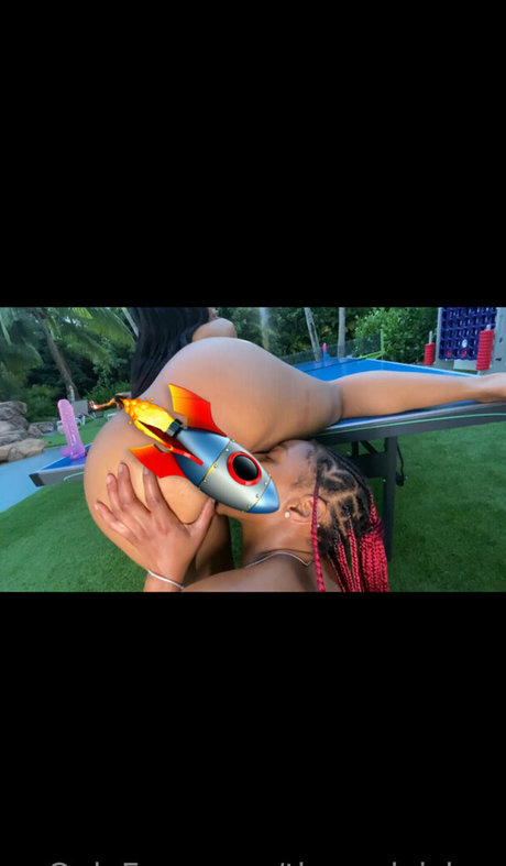 Therealvickyy