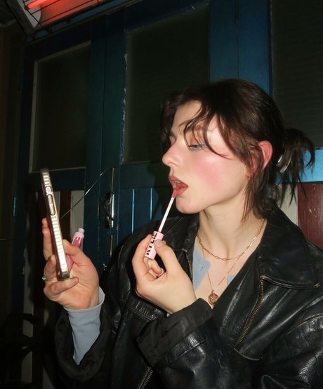 Alasti lekkinud OnlyFans-i pilt Thomasin Mckenzie