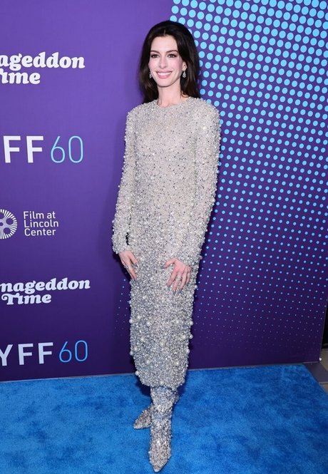 Anne Hathaway