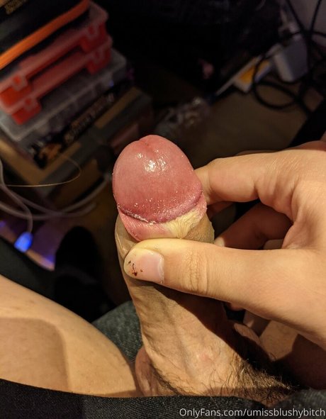 Обнаженная фотография утечки OnlyFans от Mommanegan
