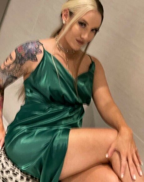 Sienna Day