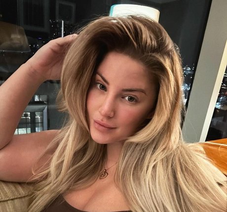 Ashley Alexiss OnlyFans 유출 누드 사진