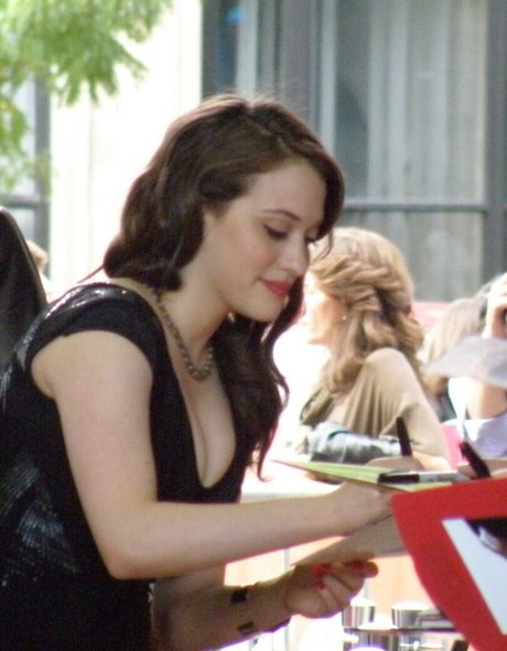 Kat Dennings