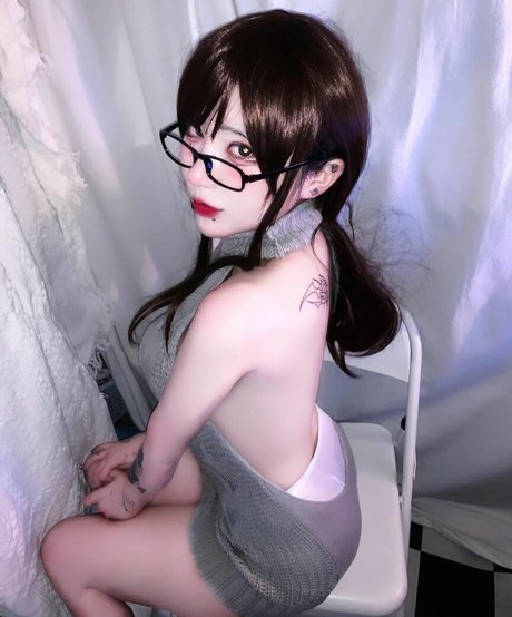 Nahá fotka uniklých OnlyFans od Fishzombie