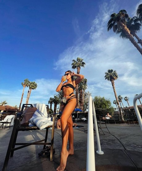 Photo nue de fuite OnlyFans de Haley Reinhart