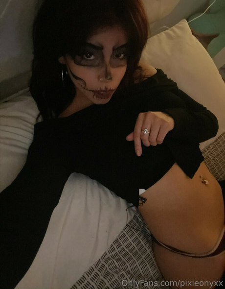 Alaston vuotanut OnlyFans-kuva Victoria Vonne