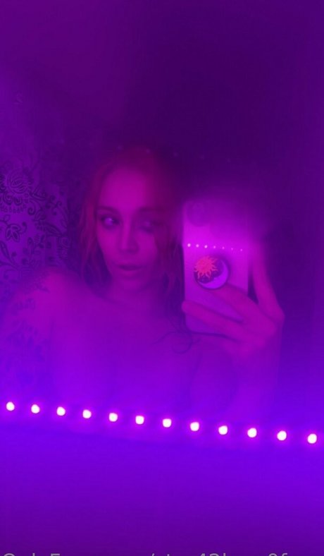 Star42lena0free OnlyFans 유출 누드 사진