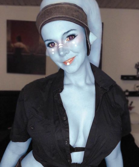 Alaston vuotanut OnlyFans-kuva Holominxcosplay