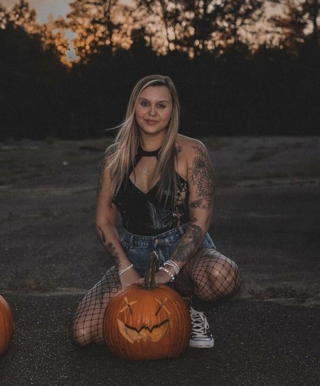 Nahá fotka uniklých OnlyFans od Hotblondie95