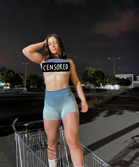 Courtney01