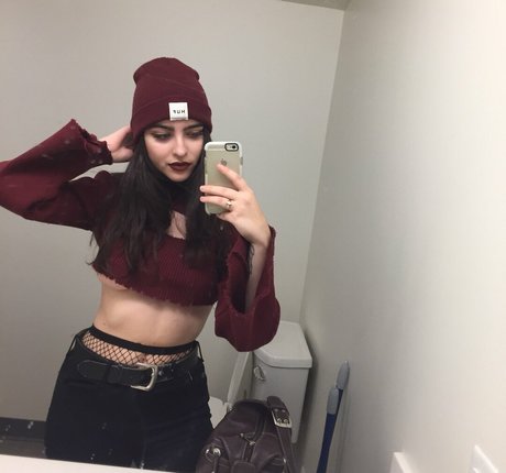 Artbitch666