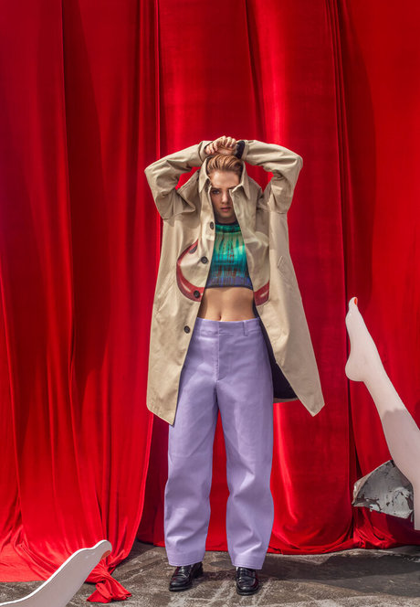Naken lekkede OnlyFans-bilde av Maya Hawke