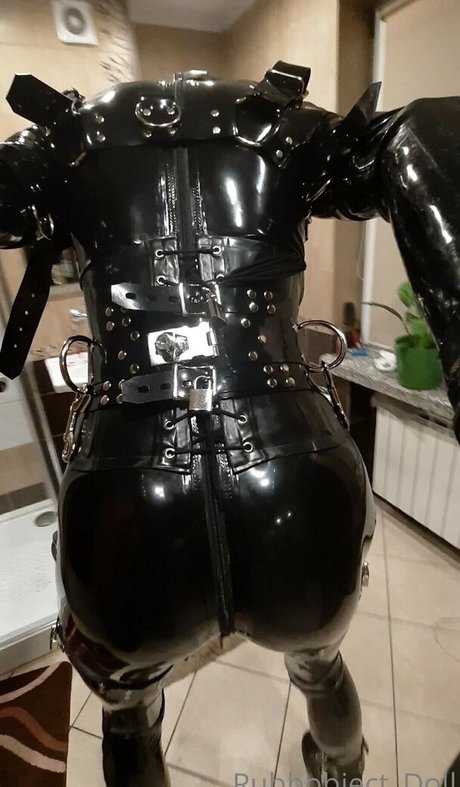 Rubbobject_doll