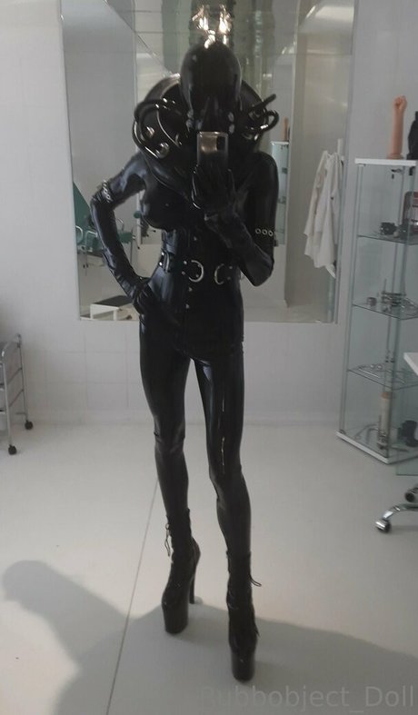 Rubbobject_doll