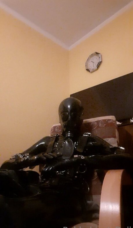 Rubbobject_doll