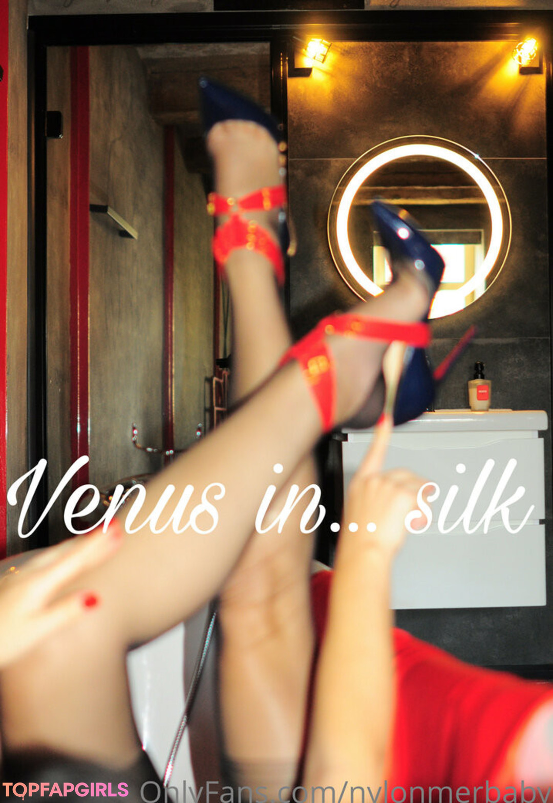 Foto di nudo di fuga di OnlyFans di Nylonmerbaby #24