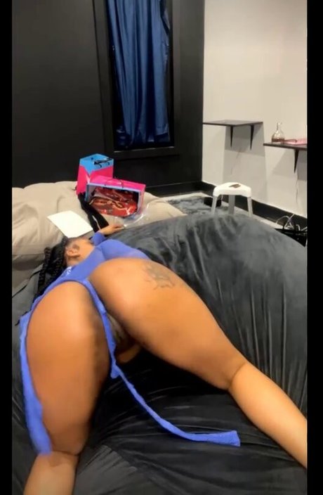 Mizz Twerksum