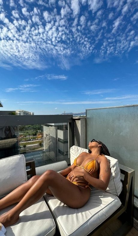 Обнаженная фотография утечки OnlyFans от Flaviane Vasconcelos