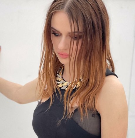 Обнаженная фотография утечки OnlyFans от Joey King