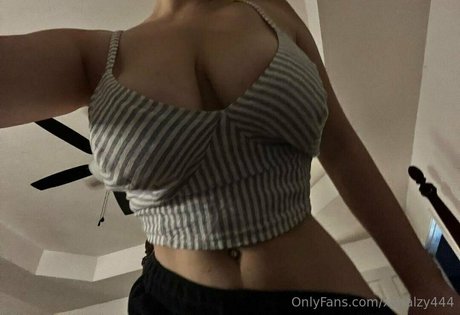 Xohalzy444