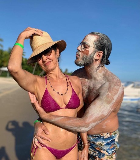 Naken läckt OnlyFans-bild av Fatima Bernardes