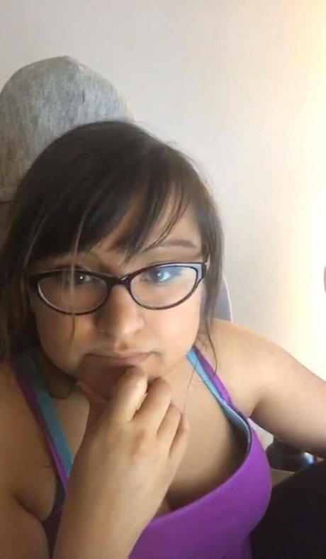 Nahá fotka uniklých OnlyFans od Aphmau