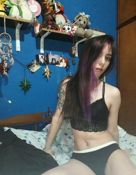 Freekatsskawaii OnlyFans泄露裸照