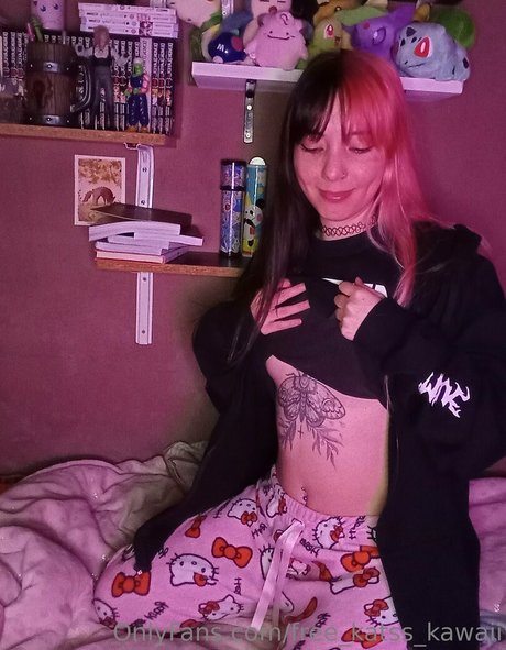 Naakte gelekte OnlyFans-foto van Freekatsskawaii