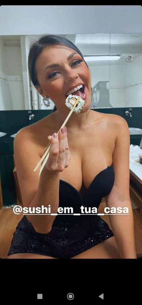 Naken läckt OnlyFans-bild av Bruna Louise