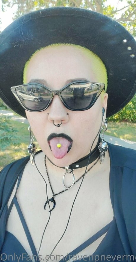 Foto nua vazada do OnlyFans de Ravenpnevermore