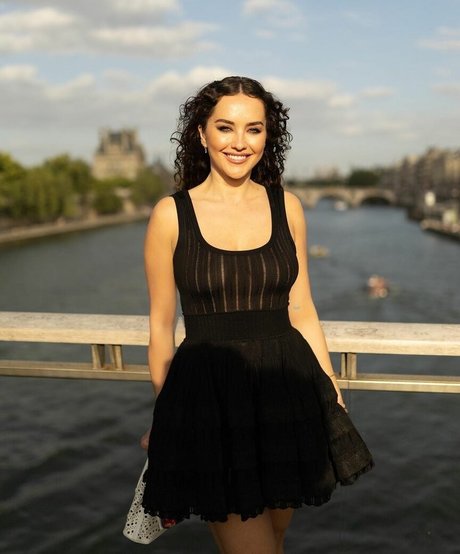 Elena Ora