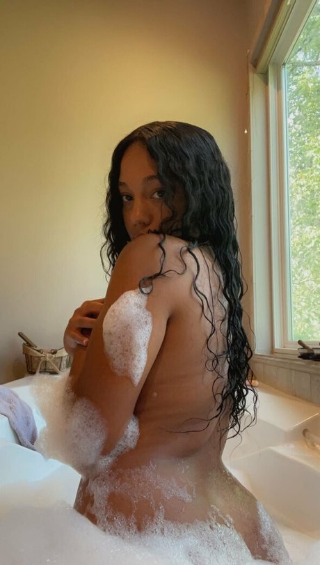 Nahá fotka uniklých OnlyFans od Sexcmia