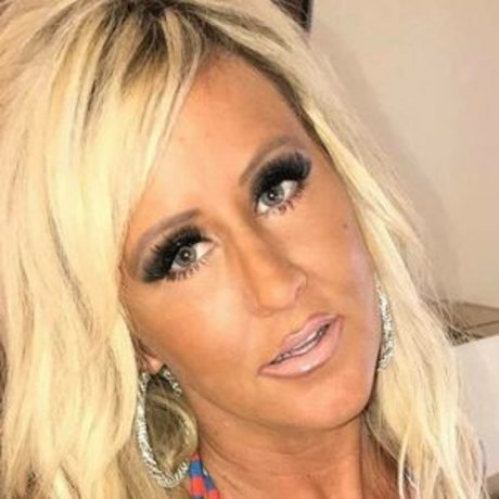Naken läckt OnlyFans-bild av Tamar House