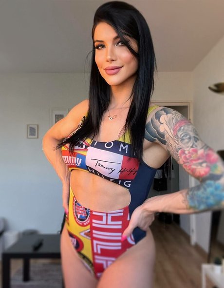 Victoria Carvalho