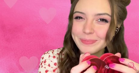 Nahá fotka uniklých OnlyFans od Quantum Asmr