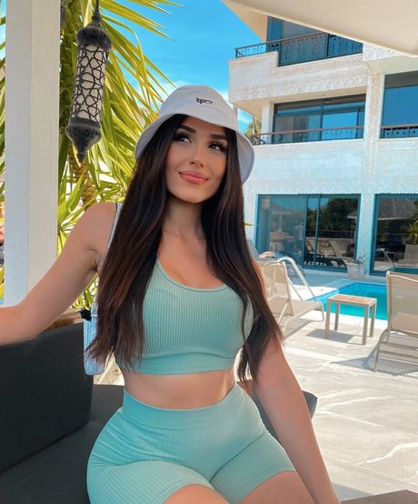 Naken lekkede OnlyFans-bilde av Kardelen Toprak