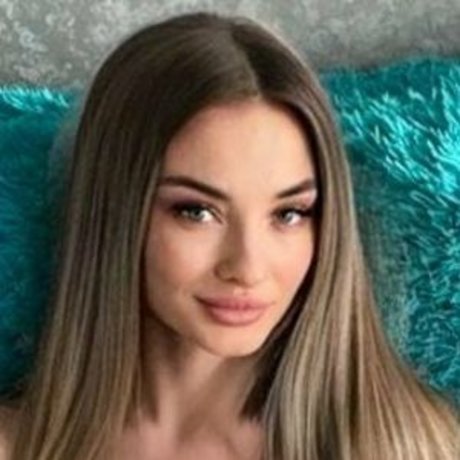 Naken läckt OnlyFans-bild av Dirtyelsa