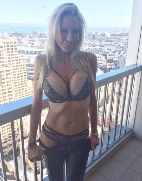 Emma Starr