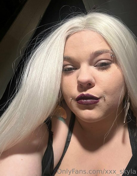 Nacktes geleaktes OnlyFans-Foto von Onlyskyyla
