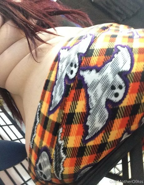 Naakte gelekte OnlyFans-foto van Godmotherthegreatfree