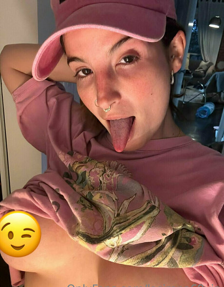 Naken läckt OnlyFans-bild av Lasirena69vip