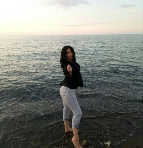 Dilan Dere