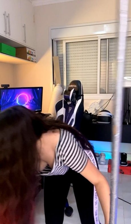 Diretora Muniz OnlyFans泄露裸照