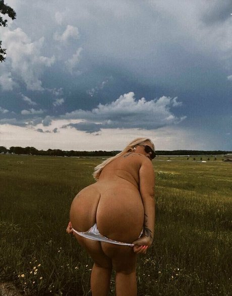 Nahá fotka uniklých OnlyFans od Kallherkittyy