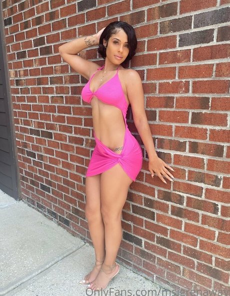 Nahá fotka uniklých OnlyFans od Jasmine Grenaway