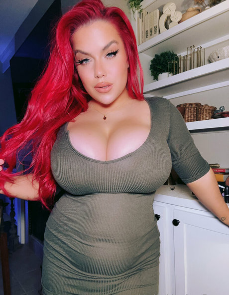 Helloharleyrose